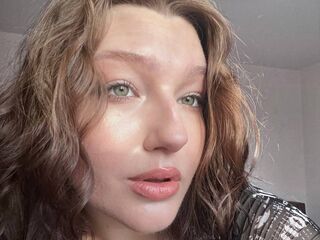 BonnieHeap's Cam Profile Image
